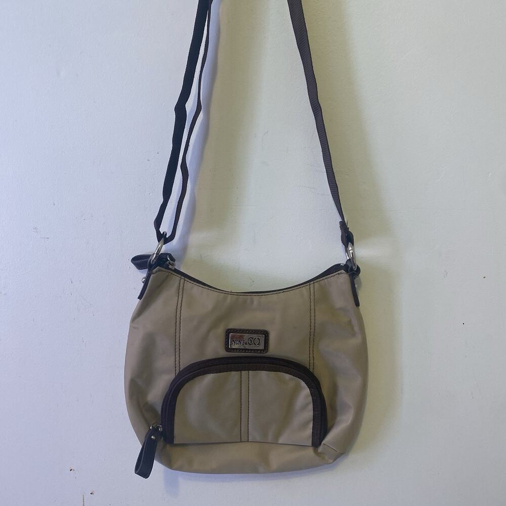 Nine & CO. Women's Brown Nylon Beige Brown Trim Crossbody Purse Bag - Picture 6 of 10
